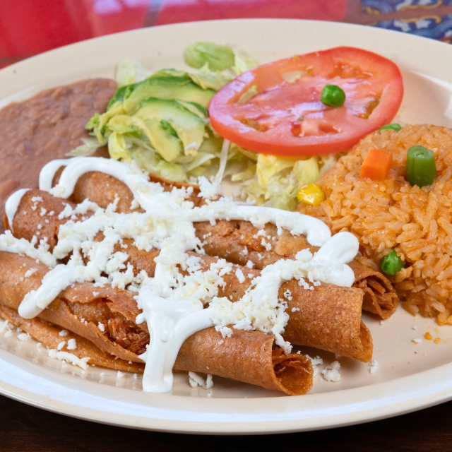Flautas de Pollo